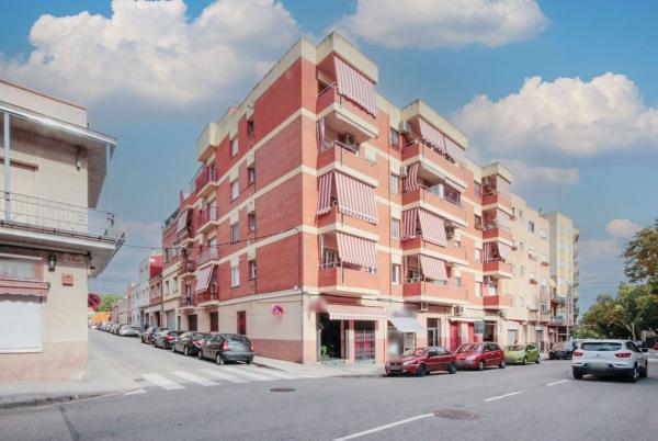 Продажа квартиры на Piso en Calle de la Palma, Els Merinals, Sabadell, Сабадель
 photo