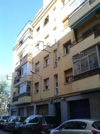 Продажа квартиры на Piso en Calle de la Mare de Déu del Corredor, Cerdanyola sur, Mataró, Матаро
 photo