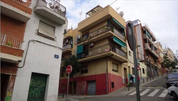 Venta de piso en Piso en Calle de Mozart, 75, La Pau, Badalona, Badalona
photo 1