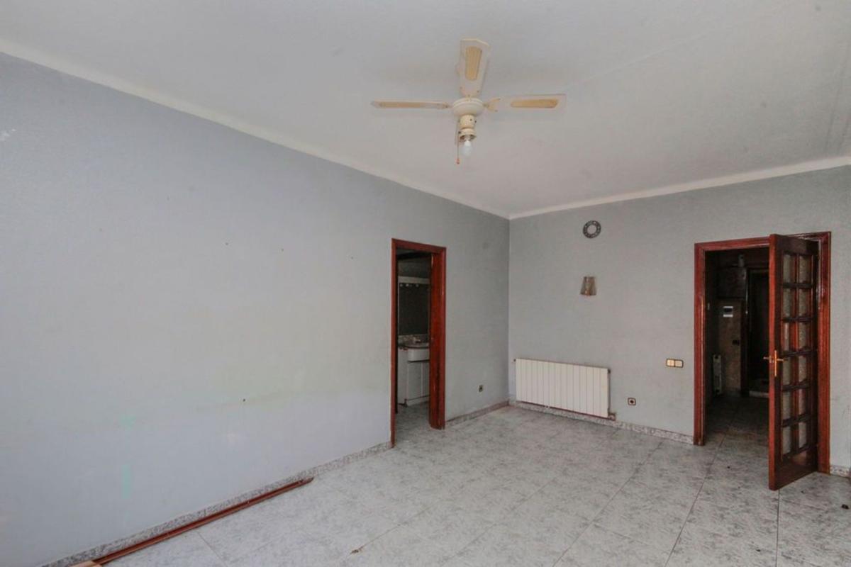 Venta de piso en Piso en Calle d'Archidona, Can Puiggener, Sabadell, Sabadell
 photo 3