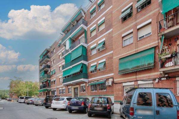 Sale of flat in Piso en Calle d'Archidona, Can Puiggener, Sabadell, Sabadell
photo 1