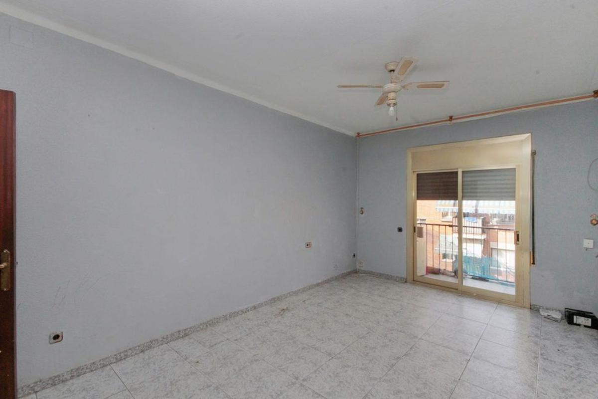 Venta de piso en Piso en Calle d'Archidona, Can Puiggener, Sabadell, Sabadell
 photo 2