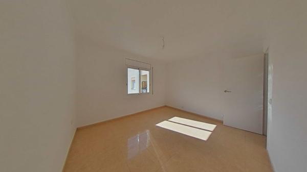 Продажа квартиры на Piso en Calle de Sabadell, Zona Nord, Rubí, Руби
 photo 3