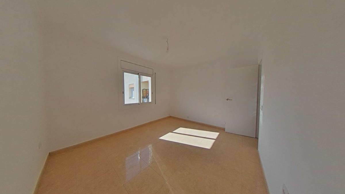 Venta de piso en Piso en Calle de Sabadell, Zona Nord, Rubí, Rubí
 photo 4