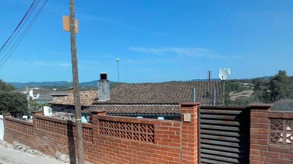 Chalet independiente en venta en Casa o chalet en Calle de Montsant, Piera, Piera
 photo