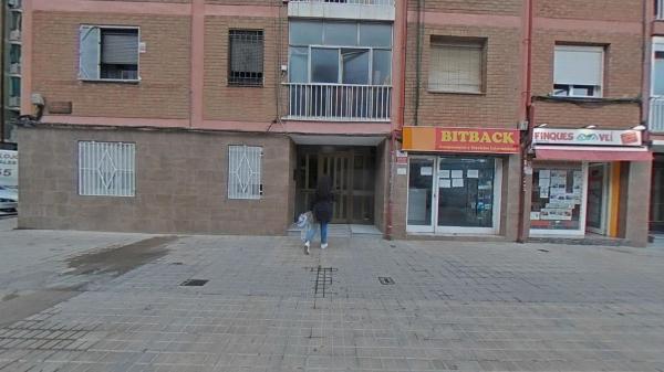 Venta de piso en Piso en Carretera Antiga de València, Llefià, Badalona, Badalona
 photo
