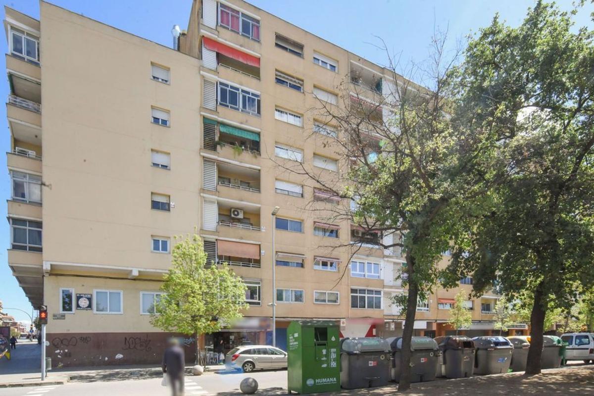 Venta de piso en Piso en Calle Rafael Casanova, Instituts - Ponent, Granollers, Granollers
photo 1