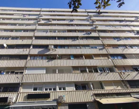 Venta de piso en Piso en Calle de Llevant, La Mina, Sant Adriá de Besós, Sant Adriá de Besós
photo 1