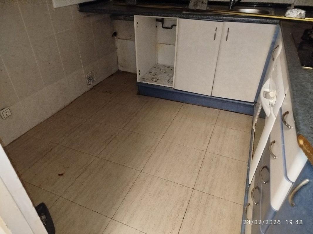 Продажа квартиры на Piso en Calle de Llevant, La Mina, Sant Adriá de Besós, Сант-Адрия-де-Бесос
 photo 4