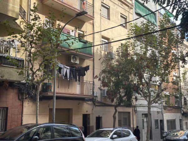 Sale of flat in Piso en Calle de les Magnòlies, Can Vidalet, Esplugues de Llobregat, Esplugues de Llobregat
thumbnail 2