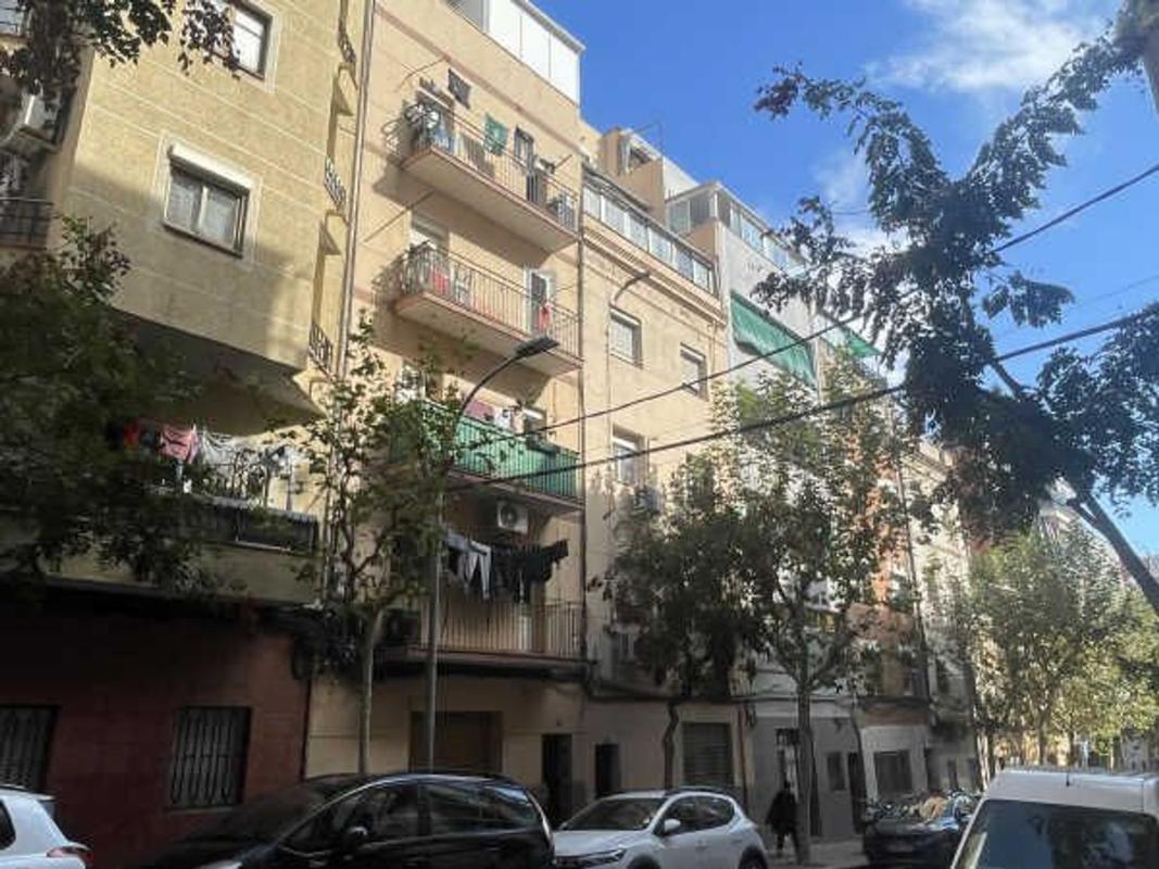 Продажа квартиры на Piso en Calle de les Magnòlies, Can Vidalet, Esplugues de Llobregat, Эсплюгес-де-Льобрегат
photo 4