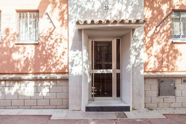Venta de piso en Piso en Calle d'Almagro, Les Roquetes, Barcelona, Barcelona
 photo 2