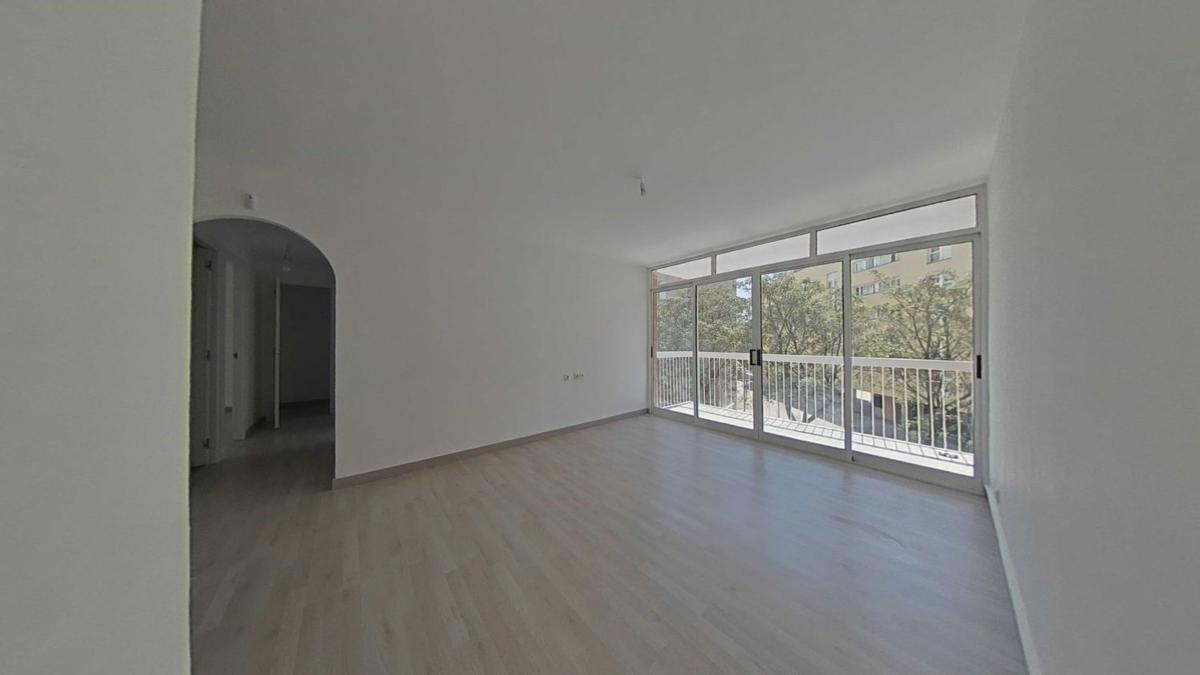 Venta de piso en Piso en Calle de Pablo Ruiz Picasso, Santa Perpètua de Mogoda, Santa Perpètua de Mogoda
photo 3