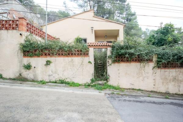Casa o chalet independiente en Calle Verge de, Mas Mestre, Olivella photo