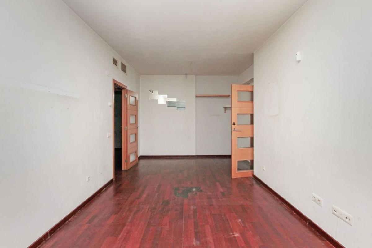 Venta de piso en Piso en Calle de Sant Damià, Ca n'Anglada, Terrassa, Terrassa
photo 2
