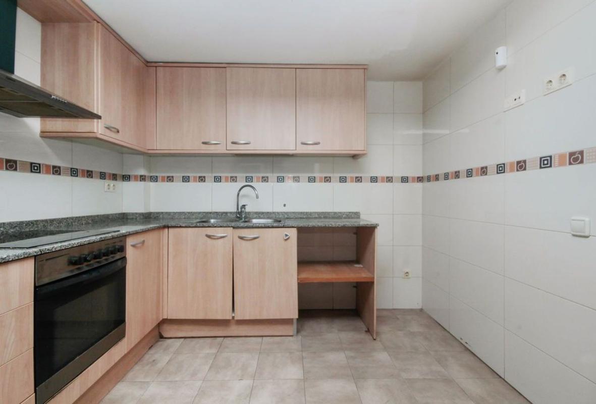 Venta de piso en Piso en Calle de Sant Damià, Ca n'Anglada, Terrassa, Terrassa
photo 4