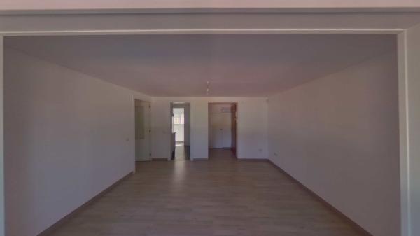 Sale of flat in Piso en Plaza dels Merinals, Els Merinals, Sabadell, Sabadell
thumbnail 1