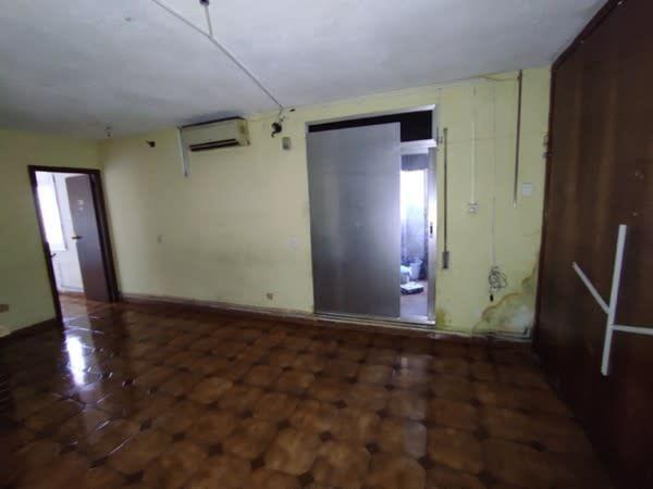 Venta de piso en Piso en Calle de la Gitanilla, La Trinitat Vella, Barcelona, Barcelona
 photo 4