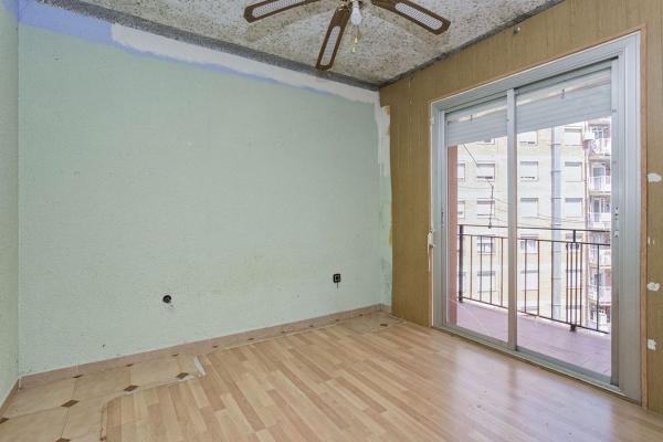 Продажа квартиры на Piso en Calle de les Basses, Zona Nord, Rubí, Руби
thumbnail 1