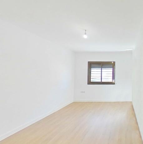 Продажа квартиры на Piso en Calle de Monteixo, Ca N'Oriac, Sabadell, Сабадель
photo 1