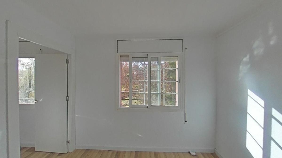 Venta de piso en Piso en Calle de Pere Martell, Sistrells, Badalona, Badalona
photo 2