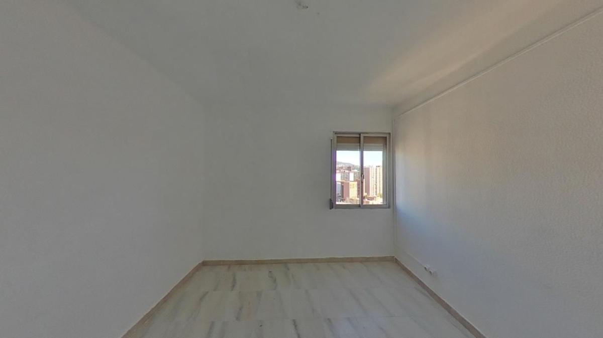 Sale of apartment in Piso en Calle de Joan Arús i Borràs, Sant Ildefons, Cornellà de Llobregat, Cornellà de Llobregat
photo 5