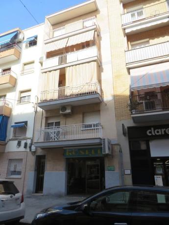 Sprzedaż mieszkania w Piso en Calle de la Mare de Déu de Montserrat, Barri Antic - Centre, Viladecans, Viladecans
 photo