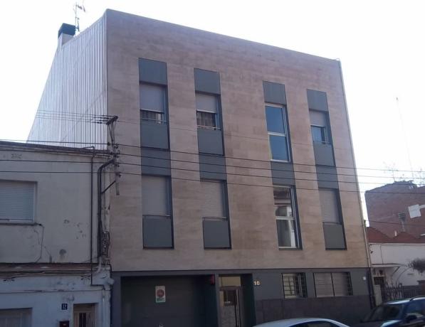 Продажа квартиры на Piso en Calle Florit, Can Puiggener, Sabadell, Сабадель
photo 1