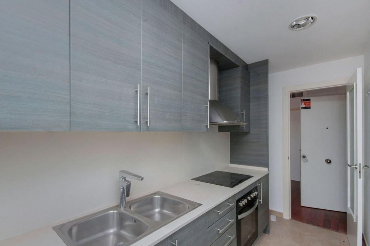 Sale of apartment in Piso en Calle de Gayarre, La Roca del Vallès, La Roca del Vallès
photo 5