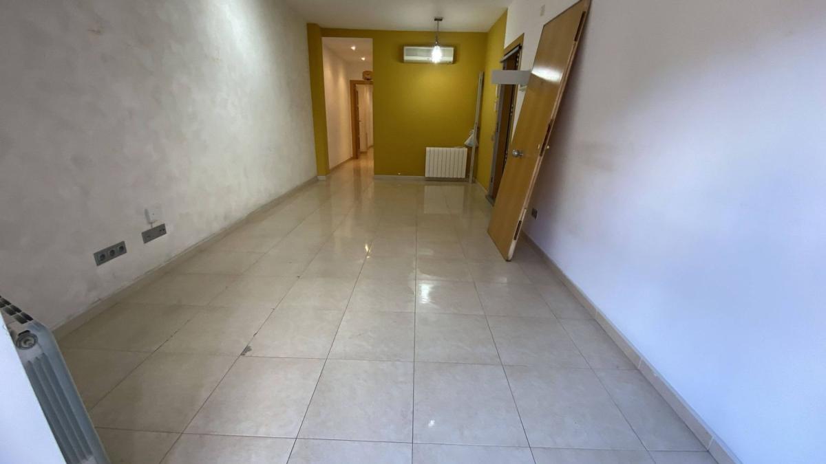 Venta de piso en Piso en Calle Reixagó, Can Sant Joan, Montcada i Reixac, Montcada i Reixac
 photo 2