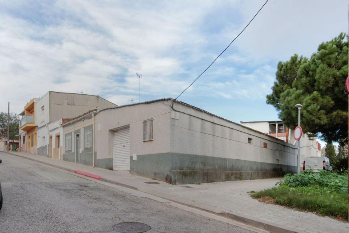 Продажа отдельного шале в Casa o chalet en Calle del Corredor, Poblenou, Sabadell, Сабадель photo 1