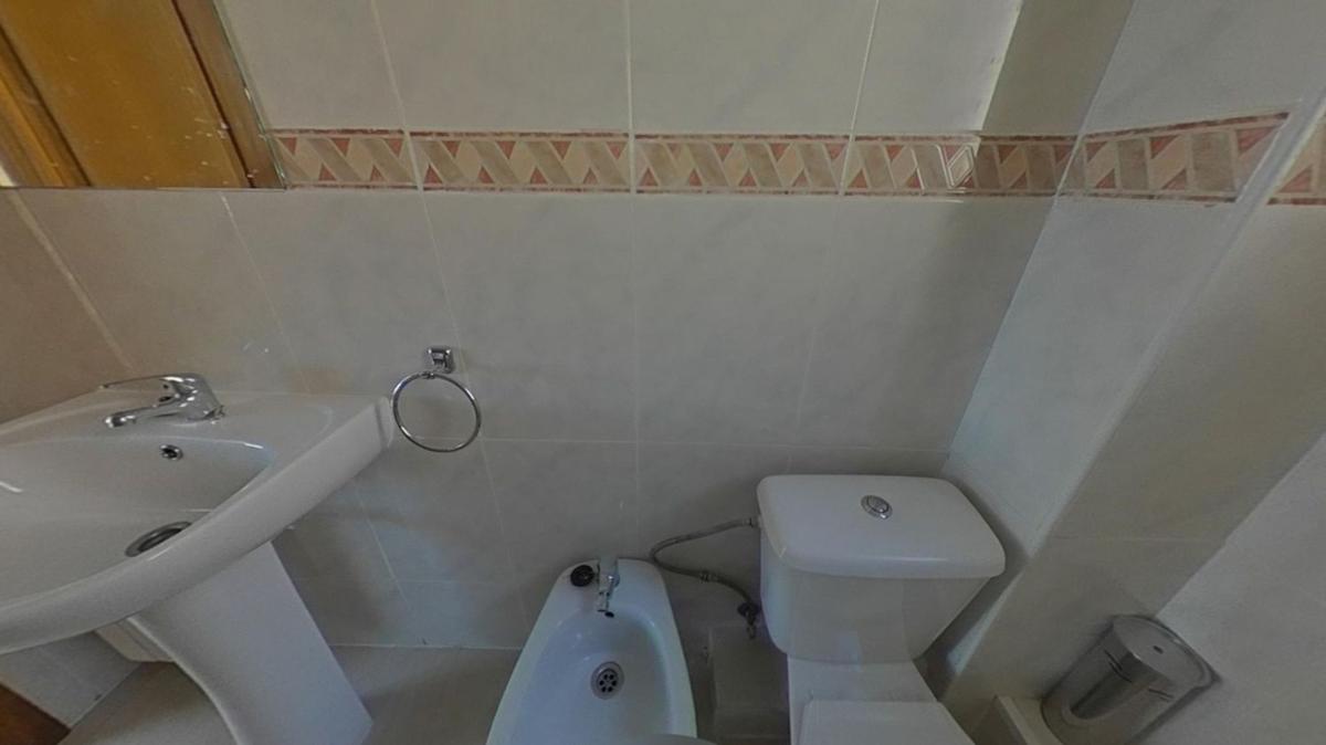 Продажа квартиры на Piso en Plaza de Ròmul, Can Rull, Sabadell, Сабадель
photo 1