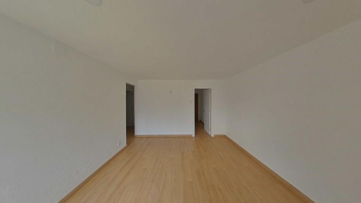 Venta de piso en Piso en Passatge de Caralt, Singuerlín, Santa Coloma de Gramenet, Santa Coloma de Gramenet
 photo 2