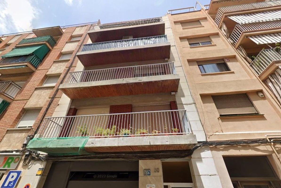 Sprzedaż mieszkania w Piso en Calle de les Casernes, Centre Vila - La Geltrú, Vilanova i la Geltrú, Vilanova i la Geltrú
photo 1