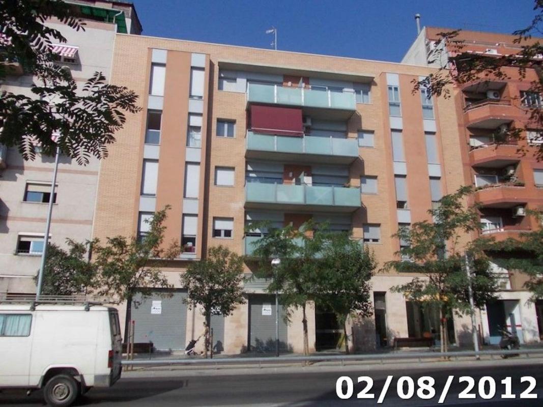 Sale of apartment in Piso en Calle del Consell de Cent, Barberà del Vallès, Barberà del Vallès
photo 1