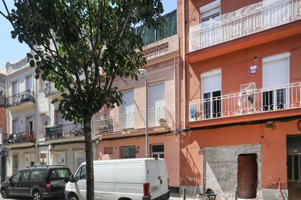 Venta de piso en Piso en Calle de Balmes, Artigues, Badalona, Badalona
photo 1