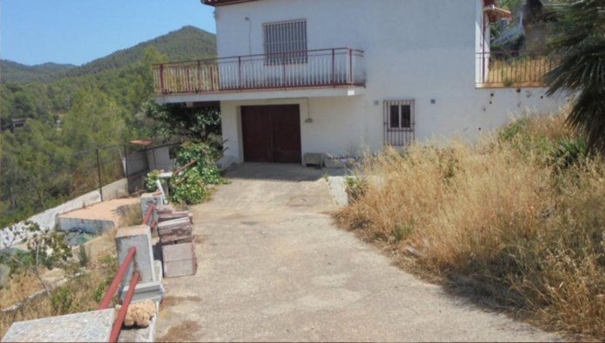 Propiedades en venta y alquiler en España photo 1