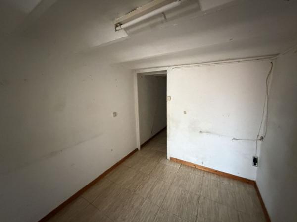 Venta de piso en Piso en Calle del Lleó, El Raval, Barcelona, Barcelona
 photo 2