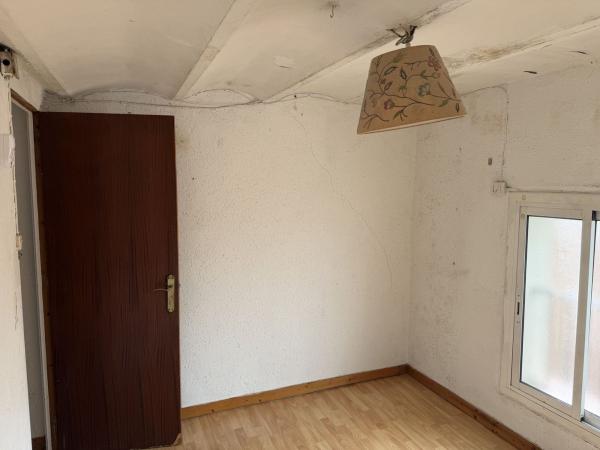 Venta de piso en Piso en Calle del Lleó, El Raval, Barcelona, Barcelona
 photo 4