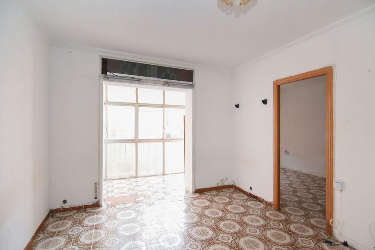 Venta de piso en Piso en Calle de Calderón de la Barca, La Salut, Badalona, Badalona
photo 2