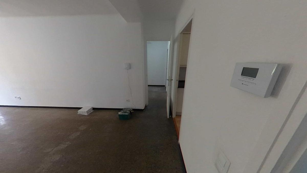 Venta de piso en Piso en Calle de Monturiol, Can Alzamora - Les Torres - 25 de Setembre, Rubí, Rubí
photo 3