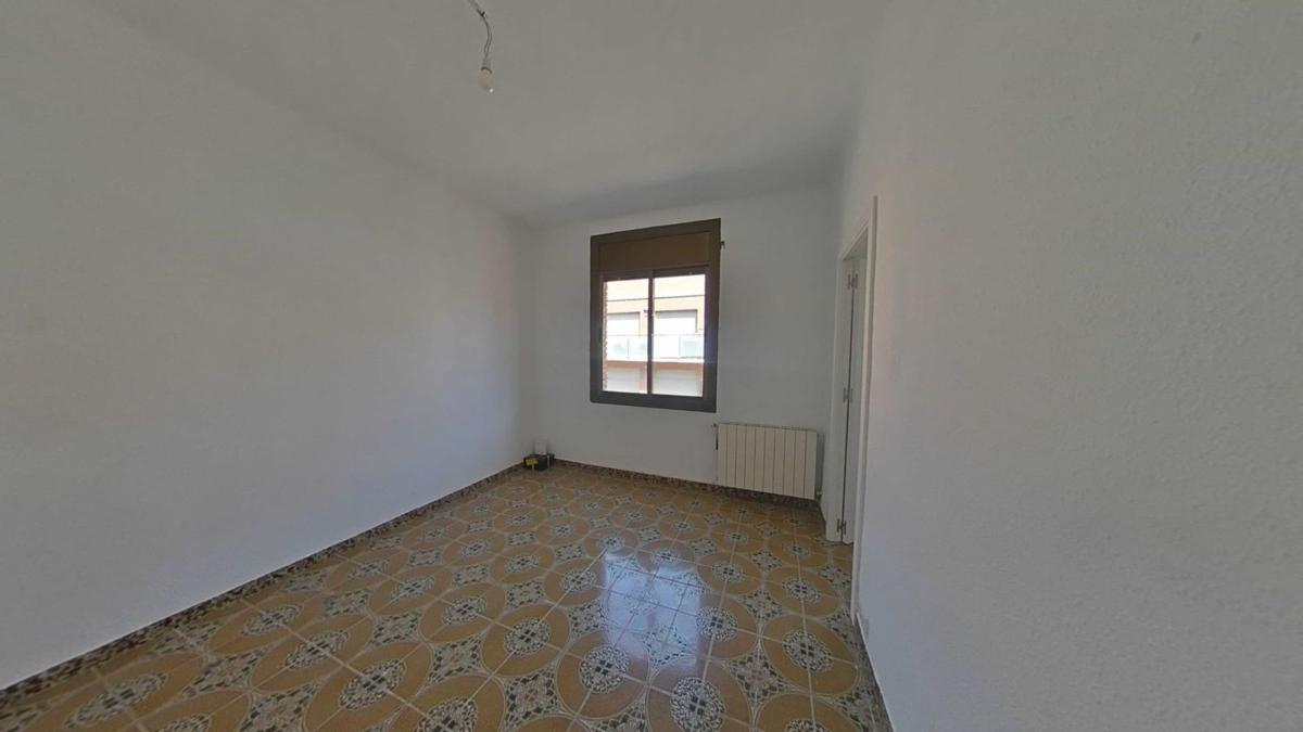 Venta de piso en Piso en Calle del Canigó, Progrés-Pep Ventura, Badalona, Badalona
photo 4
