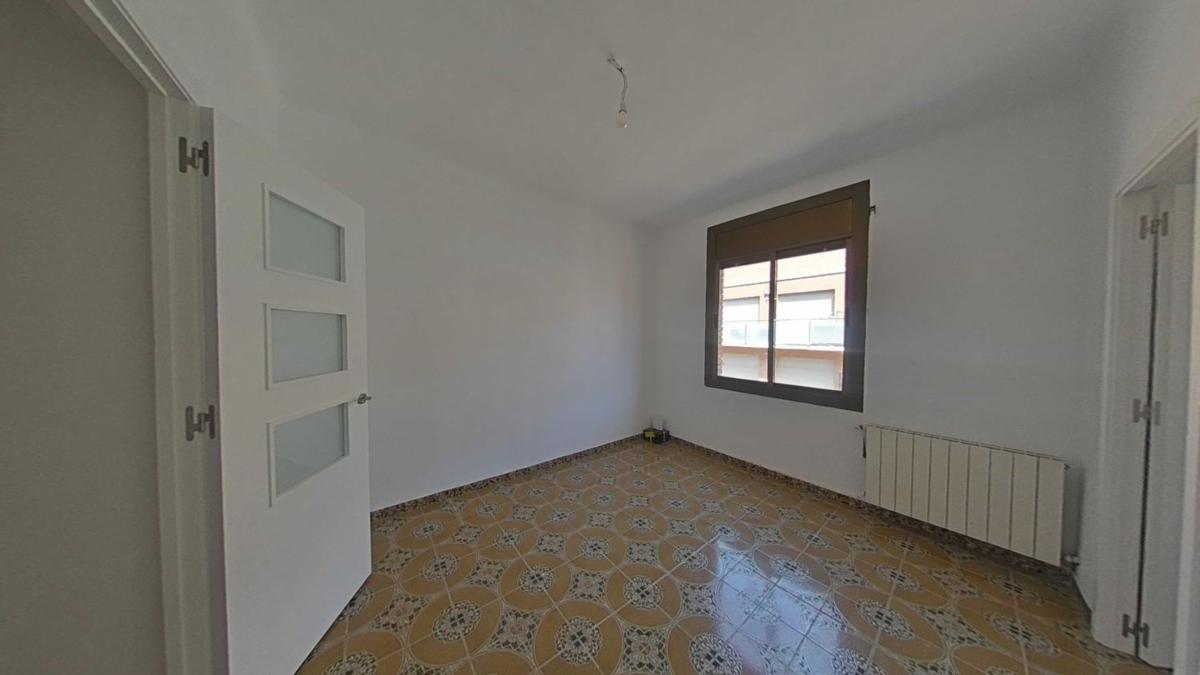 Venta de piso en Piso en Calle del Canigó, Progrés-Pep Ventura, Badalona, Badalona
photo 5