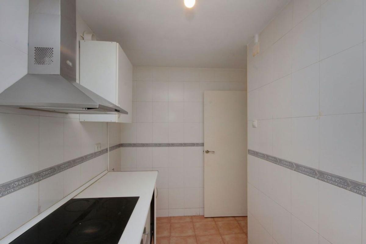 Venta de piso en Piso en Calle de Calaf, Santa Rosa - Can Mariner, Santa Coloma de Gramenet, Santa Coloma de Gramenet
 photo 3