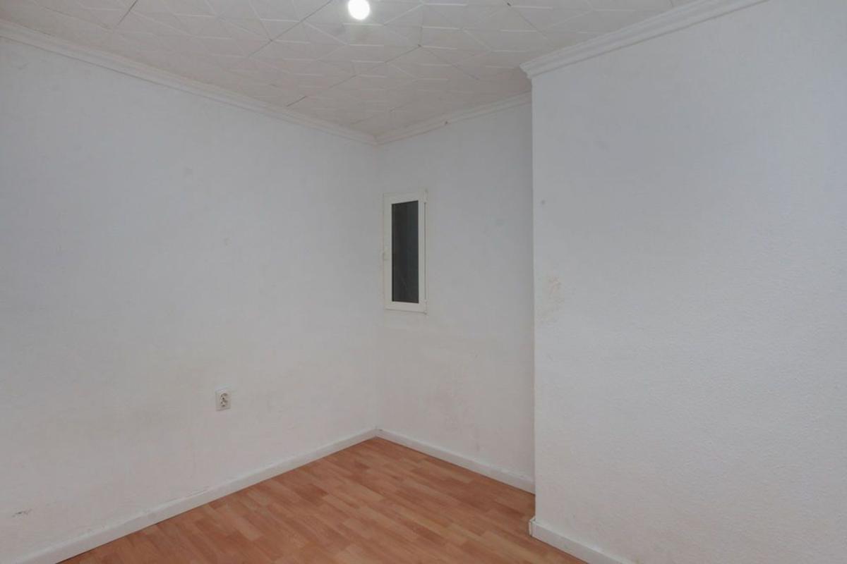 Venta de piso en Piso en Calle de Calaf, Santa Rosa - Can Mariner, Santa Coloma de Gramenet, Santa Coloma de Gramenet
 photo 5