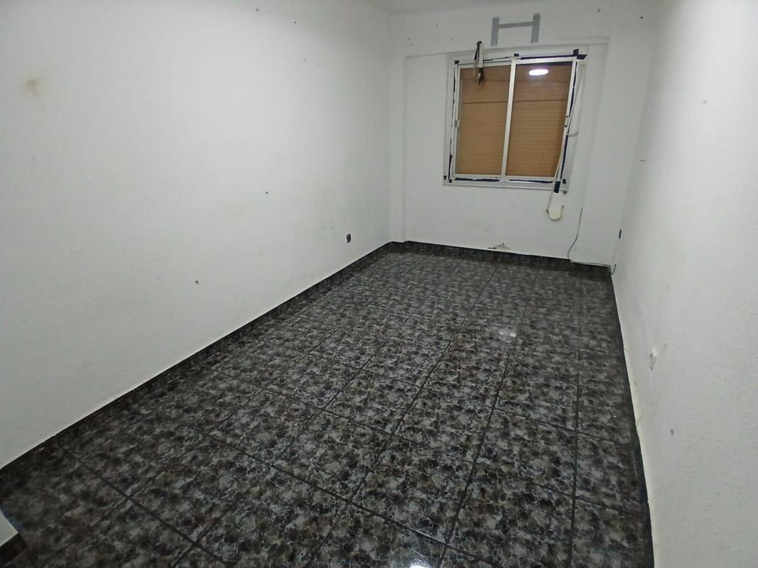 Venta de piso en Piso en Calle de Berenguer, El Besós, Sant Adriá de Besós, Sant Adriá de Besós
photo 5