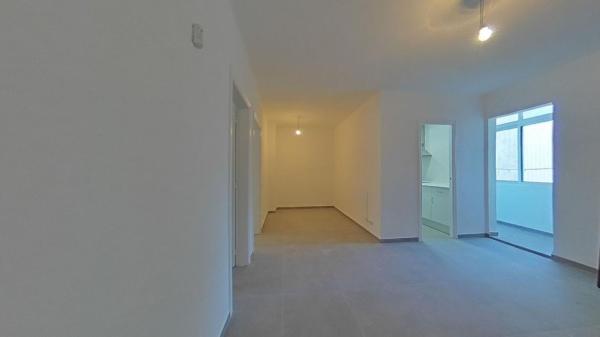Venta de piso en Piso en Calle de Camprodon, Lloreda, Badalona, Badalona
thumbnail 1