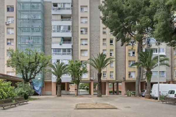 Sprzedaż mieszkania w Piso en Avenida de Gavà, Torrent Ballester, Viladecans, Viladecans
 photo