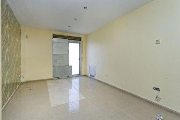 Продажа квартиры на Piso en Calle del Bruc, Tordera, Tordera, Тордера
thumbnail 1