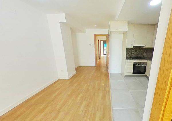 Продажа квартиры на Piso en Calle de Joan Maragall, Mercat, Rubí, Руби
photo 1